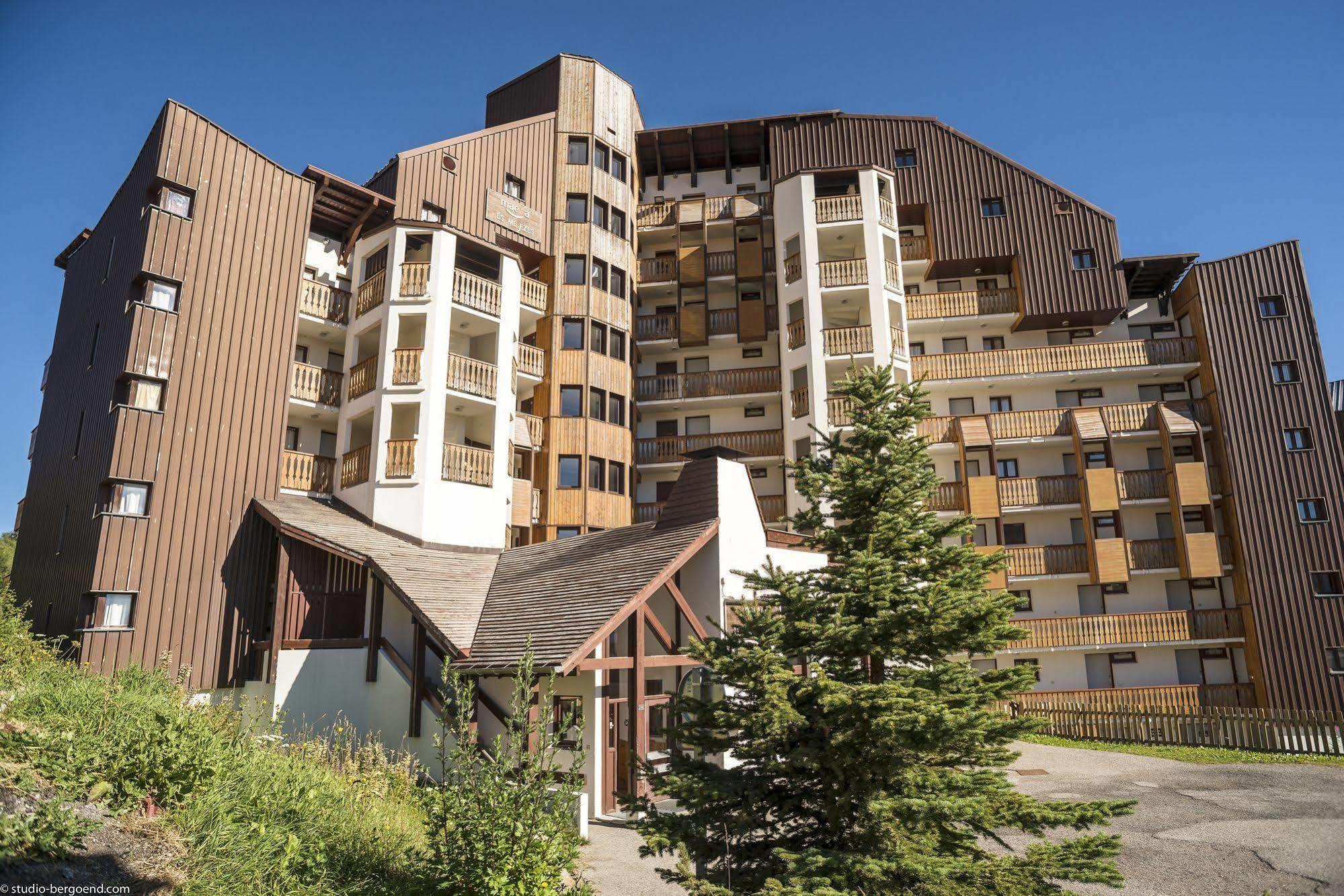 Residence Les Melezes Alpe d'Huez Екстериор снимка