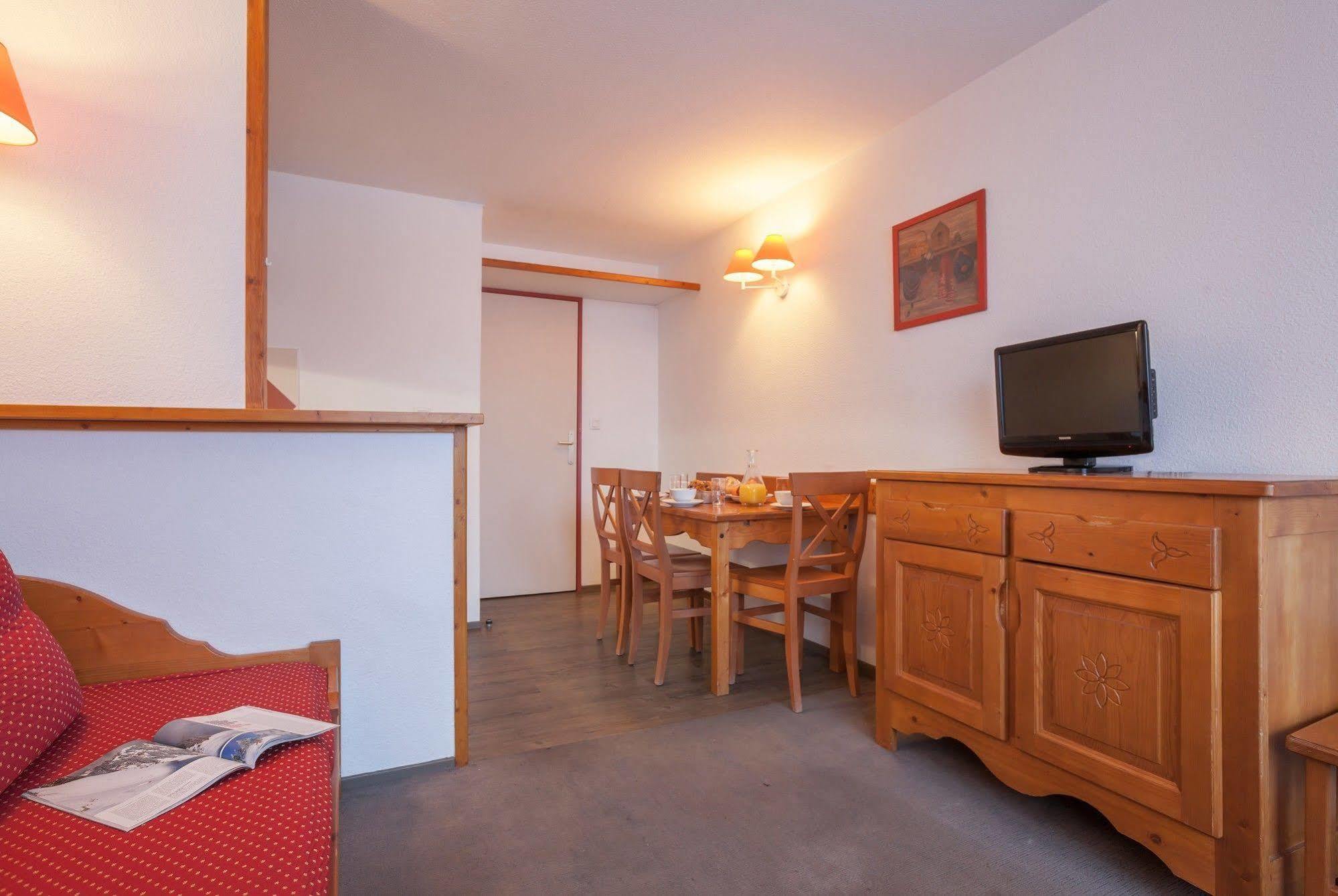 Residence Les Melezes Alpe d'Huez Екстериор снимка