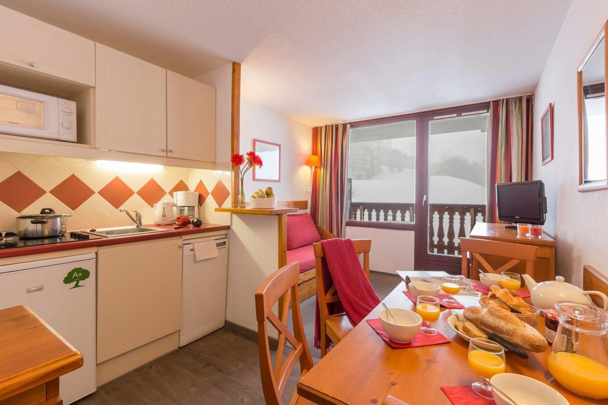 Residence Les Melezes Alpe d'Huez Екстериор снимка